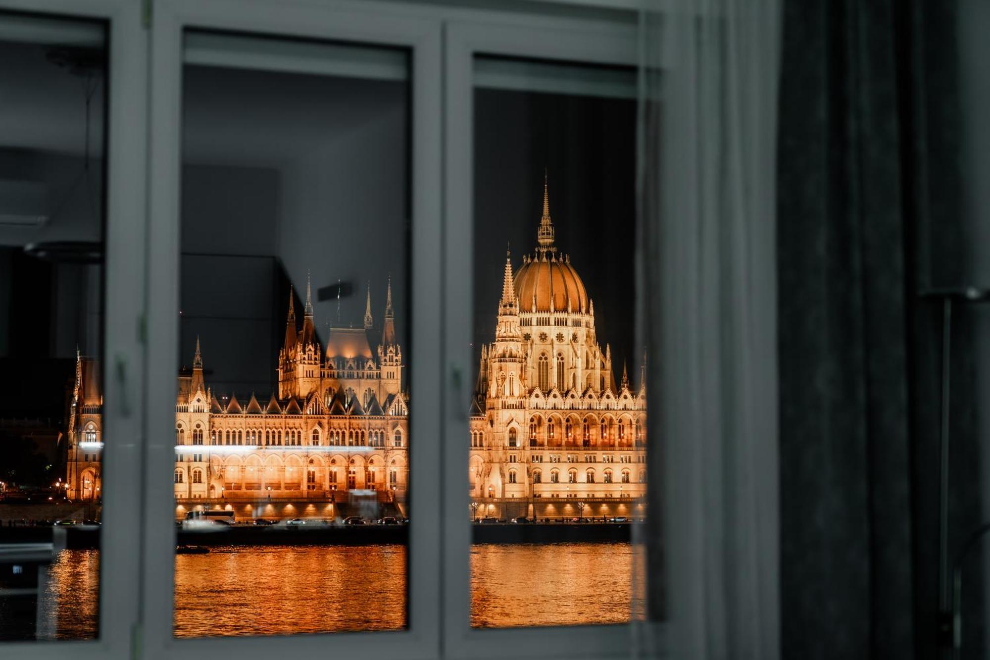 Parliament Panorama Apartment Budapest